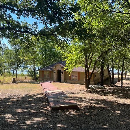 Beautiful Lakefront House In Private Woods Hawk Cove Luaran gambar