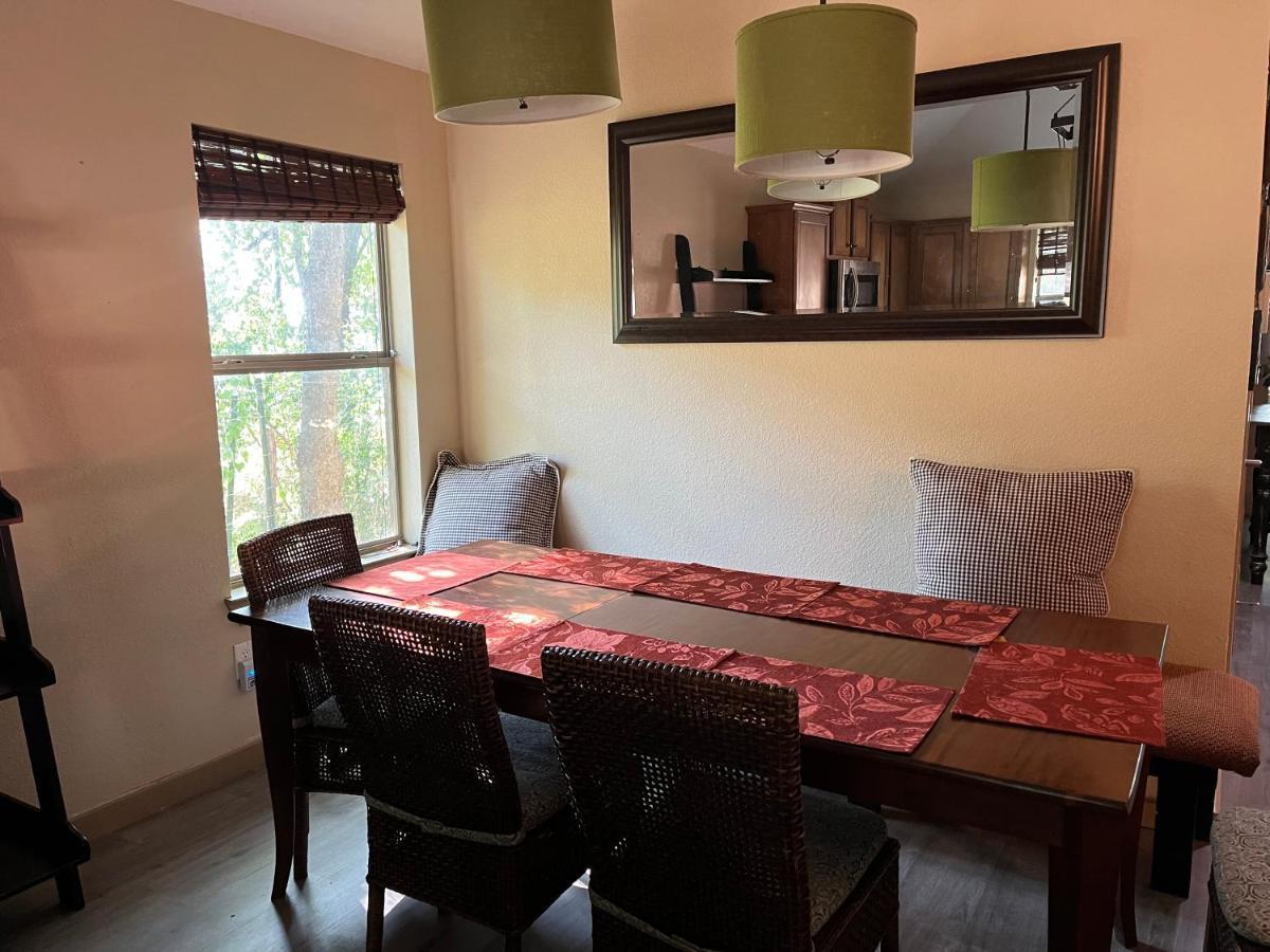 Beautiful Lakefront House In Private Woods Hawk Cove Luaran gambar